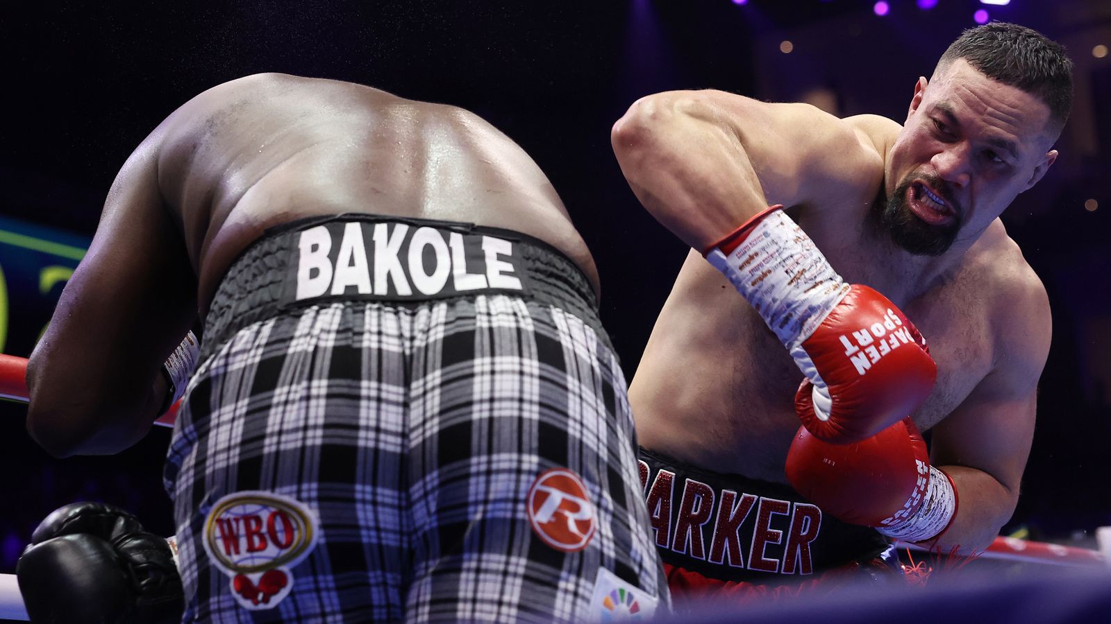 Joseph Parker ends Martin Bakole's fairy-tale title bid with crushing knockout in second round | Boxing News | Sky Sports