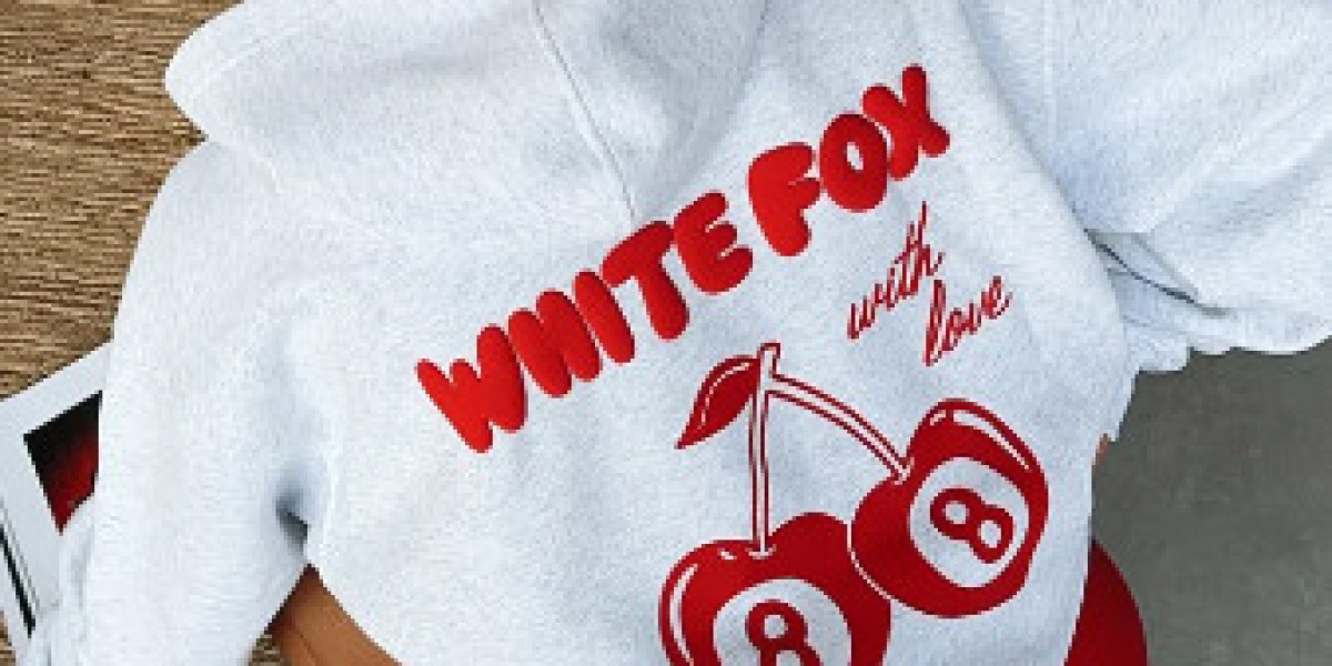 How to Style a White Fox Hoodie Like a Fashion Pro