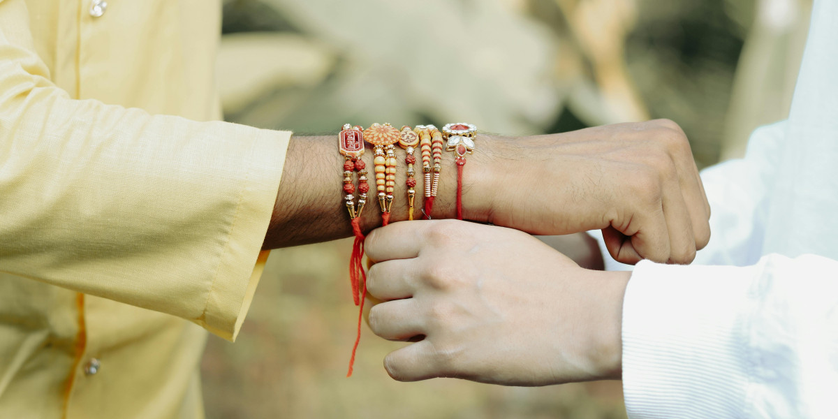 Budget-Friendly Rakhi Delivery to Edmonton