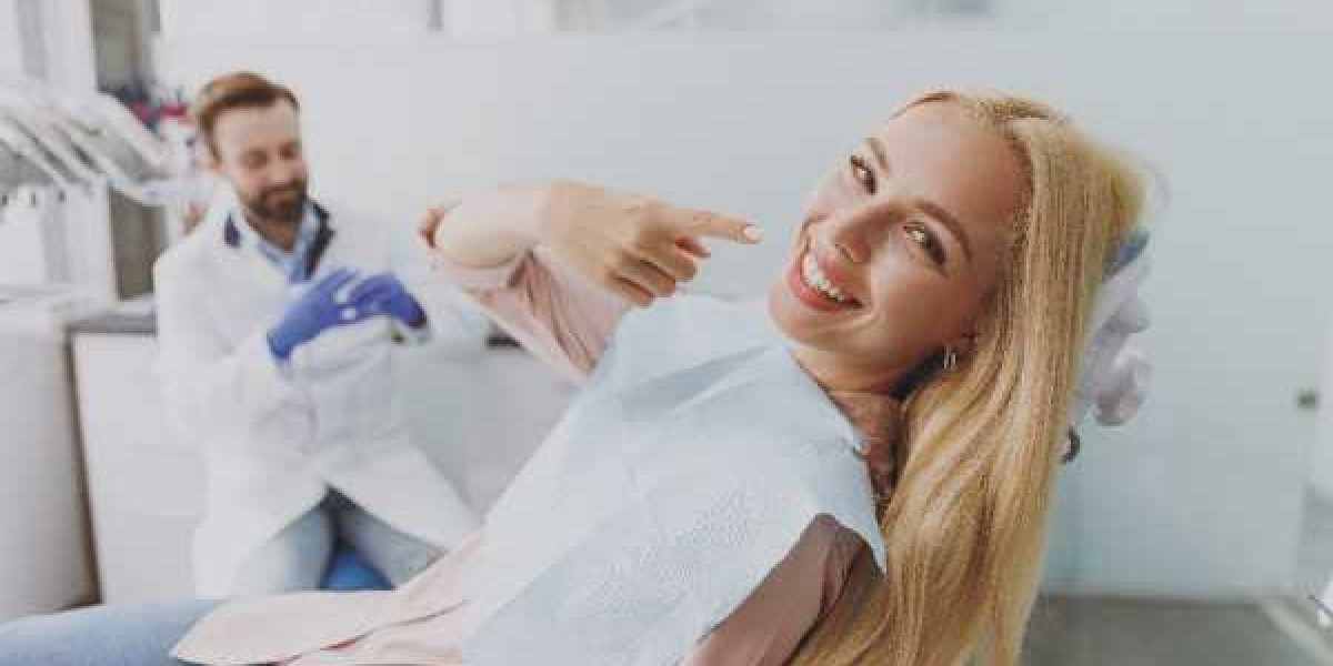 Choosing a Cosmetic Implant Dentist in Bicester Today: Your Complete Guide