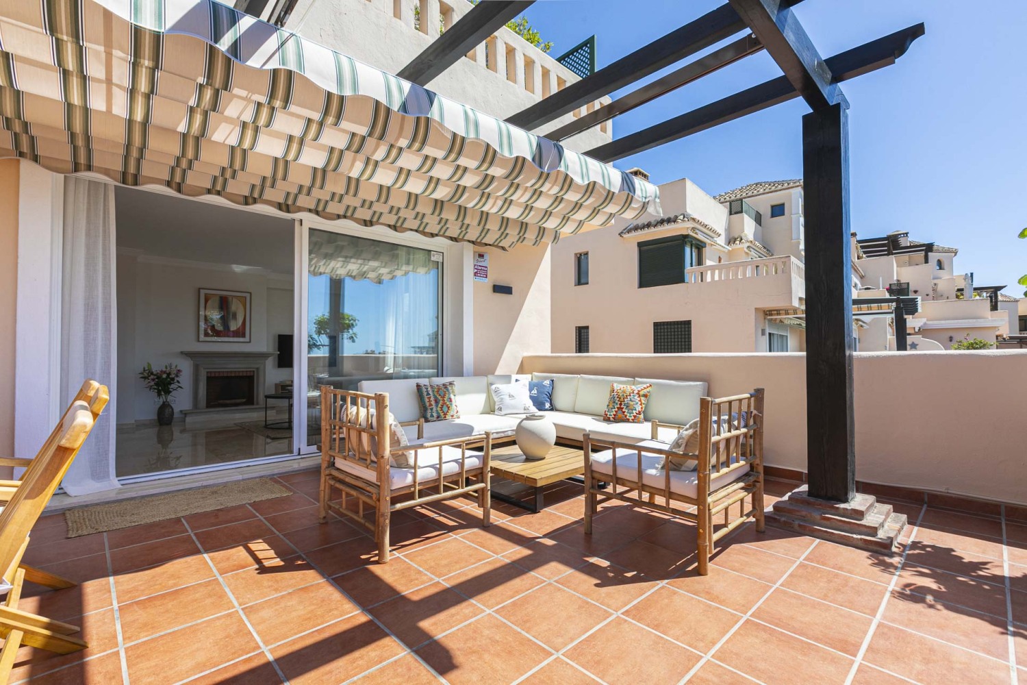 Large Apartment Rental Elviria Spain: A Practical Look at Space and Comfort