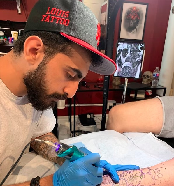 Découvrez l'excellence en matière d'art corporel et de services de piercing professionnel - Web SEO Backlink